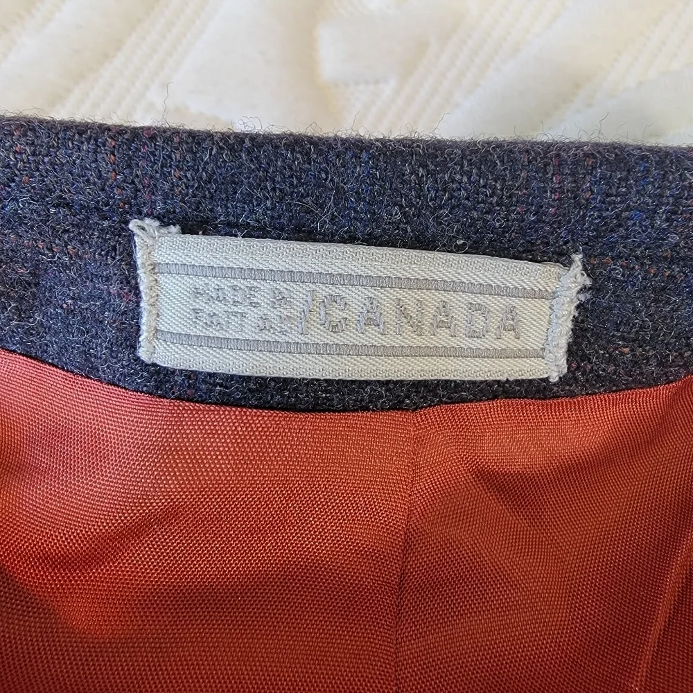 Westmount Club International 100% Wool 2 Button Blazer Jacket Gray Red Size 44R
